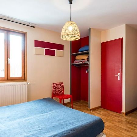 Hotel Le Charmagit à La Roche-sur-Foron Extérieur photo