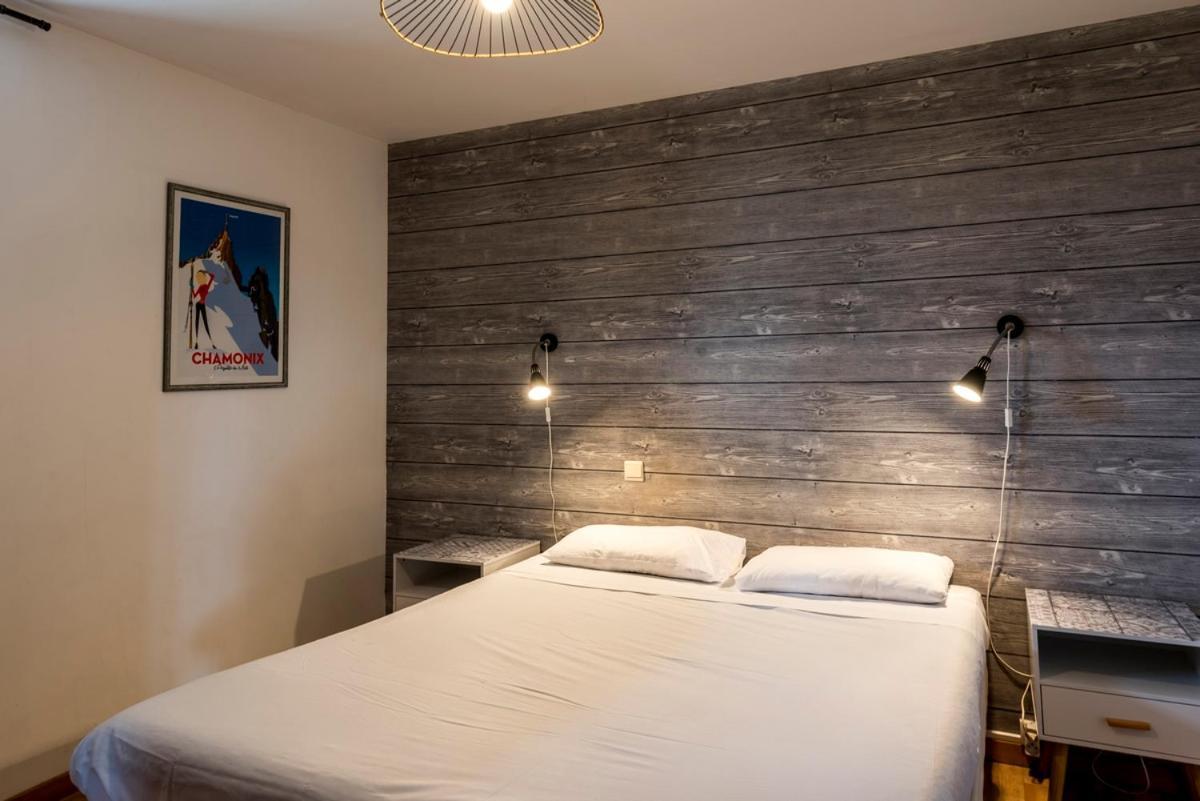 Hotel Le Charmagit à La Roche-sur-Foron Extérieur photo