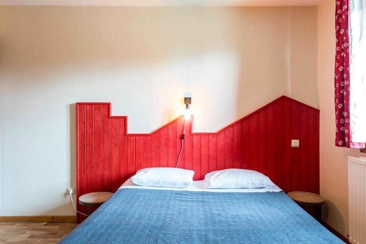 Hotel Le Charmagit à La Roche-sur-Foron Extérieur photo